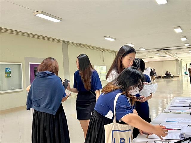 บุคลากร_คณะบริหารธุรกิจและนิเทศศาสตร์  