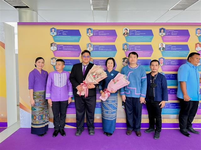 ขอแสดงความยินดีกับ นายวีรภัทร กลิ่นสังข์ ที่ได้รับการคัดเลือกให้ได้รับรางวัล ผู้ทำคุณประโยชน์ต่อกระทรวงวัฒนธรรม “วัฒนคุณากร”