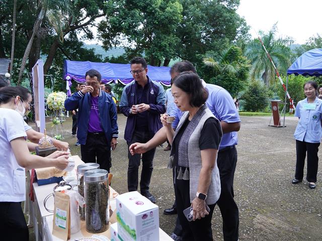 โครงการ UP CSV มหาวิทยาลัยพะเยา แบ่งปันความสุข  โรงเรียนตำรวจตระเวนชายเเดนเบ็ตตี้ดูเมน อำเภอปง จังหวัดพะเยา
