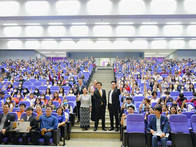 วิทยาลัยการศึกษา เข้ารับรางวัล “หน่วยงานที่ให้ความร่วมมือในการดำเนินงานด้านกองทุนเงินให้กู้ยืมเพื่อการศึกษา มหาวิทยาลัยพะเยา” 