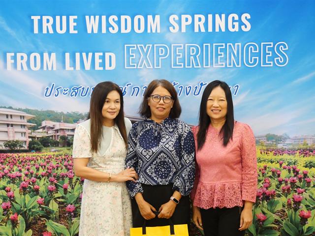 กองบริการการศึกษา  มหาวิทยาลัยพะเยา แนะแนวสัญจร 2557 งานรับเข้าศึกษา 