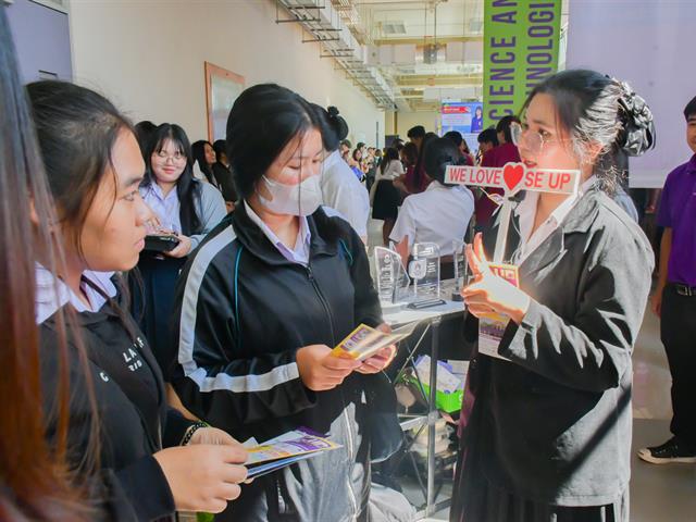 วิทยาลัยการศึกษา เข้าร่วมโครงการผู้บริหารสถานศึกษาและครูแนะแนวเยี่ยมชมมหาวิทยาลัยพะเยา และจัดนิทรรศการ UP Open House เปิดบ้านวิชาการ ประจำปี พ.ศ. 2567