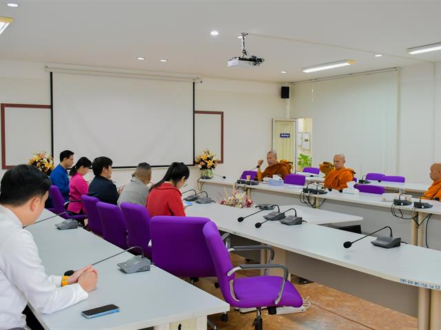 คณะกรรมการประจำวิทยาลัยการศึกษา ร่วมทำบุญตักบาตร เนื่องในโอกาสวันส่งท้ายปีเก่า ต้อนรับปีใหม่ พ.ศ.2567