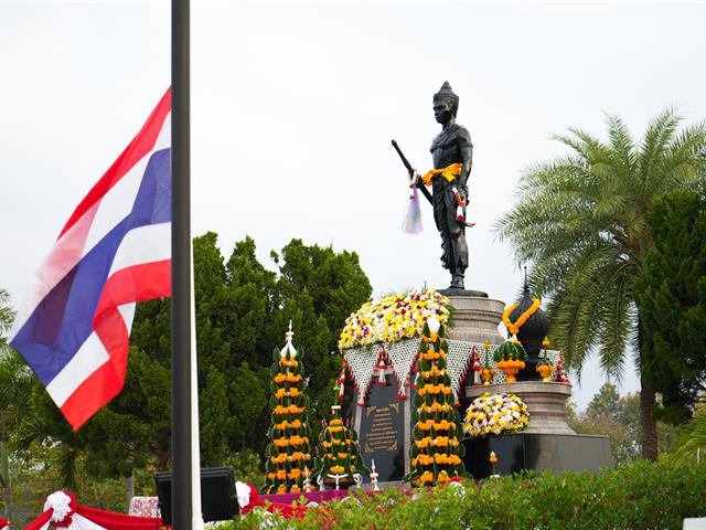 มหาวิทยาลัยพะเยา เข้าร่วมสักการะพระอนุสาวรีย์พญางำเมือง 26 มกราคม วันคล้ายวันสถาปนา "ค่ายพญางำเมือง"