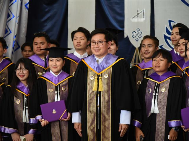 แม่ครูบัวเรียว รัตนมณีภรณ์ บัณฑิตมหาวิทยาลัยพะเยา 
