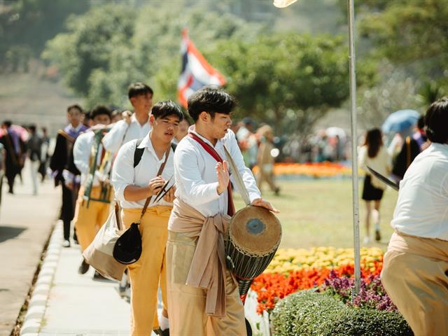 แม่ครูบัวเรียว รัตนมณีภรณ์ บัณฑิตมหาวิทยาลัยพะเยา 