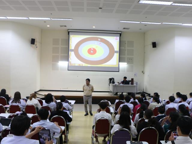      คณะสาธารณสุขศาสตร์ ให้การต้อนรับ อ.พท.คมสัน ทินกร ณ อยุธยา ผู้อำนวยการสถาบันคลินิกการแพทย์แผนไทย