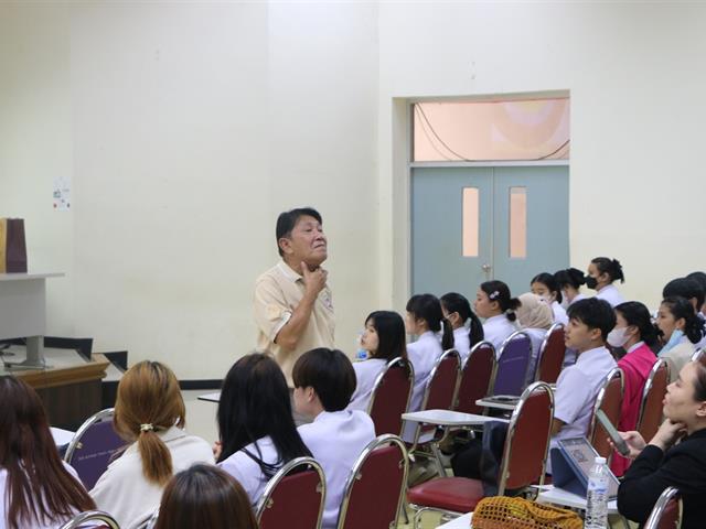      คณะสาธารณสุขศาสตร์ ให้การต้อนรับ อ.พท.คมสัน ทินกร ณ อยุธยา ผู้อำนวยการสถาบันคลินิกการแพทย์แผนไทย