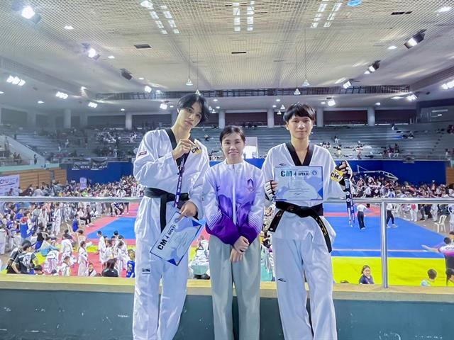 ขอแสดงความยินดีกับ นายชาคร กาวินา ในโอกาสได้รางวัล เหรียญเงิน ในการแข่งขันเทควันโด “CMU Taekwondo Open ครั้งที่ 11 ประจำปี 2567”