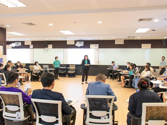 คณะศิลปศาสตร์เข้าร่วมประชุมจัดทำแผนยุทธศาสตร์การอนุรักษ์นกยูงไทยอย่างยั่งยืน และ แผนยุทธศาสตร์การส่งเสริมฟื้นฟูสุขภาพผู้สูงอายุและการเตรียมคนก่อนสูงวัย