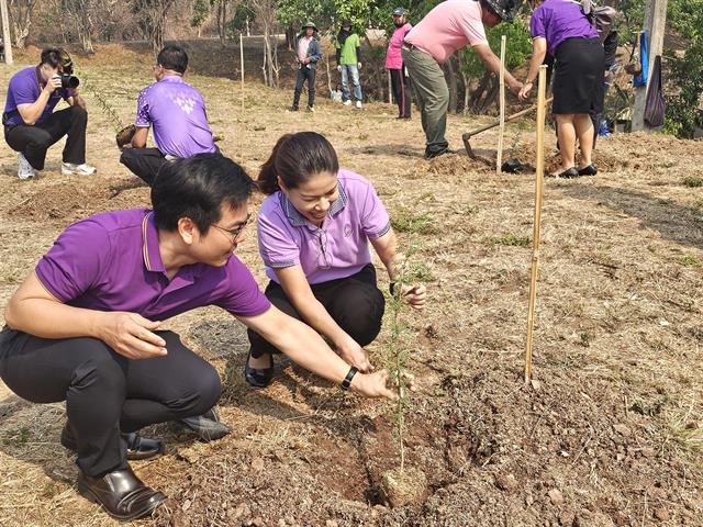 คณบดีคณะสหเวชศาสตร์ พร้อมบุคลากร ร่วมพิธีถวายพระพรชัยมงคล สมเด็จพระกนิษฐาธิราชเจ้า กรมสมเด็จพระเทพรัตนราชสุดาฯ สยามบรมราชกุมารี