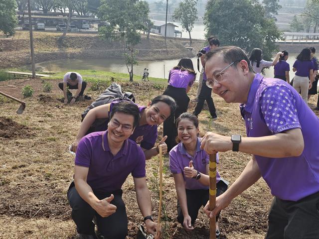 คณบดีคณะสหเวชศาสตร์ พร้อมบุคลากร ร่วมพิธีถวายพระพรชัยมงคล สมเด็จพระกนิษฐาธิราชเจ้า กรมสมเด็จพระเทพรัตนราชสุดาฯ สยามบรมราชกุมารี