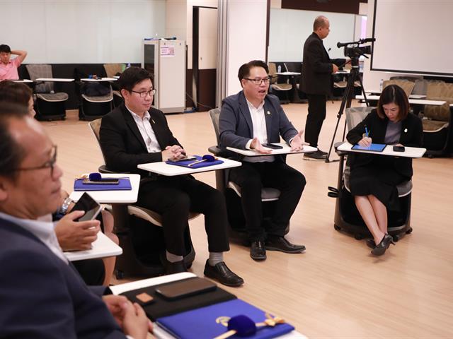 มหาวิทยาลัยพะเยาจัดพิธีมอบประกาศนียบัตรแก่ผู้สำเร็จการอบรม หลักสูตรพัฒนาศักยภาพผู้บริหารระดับสูง รุ่นที่ 1
