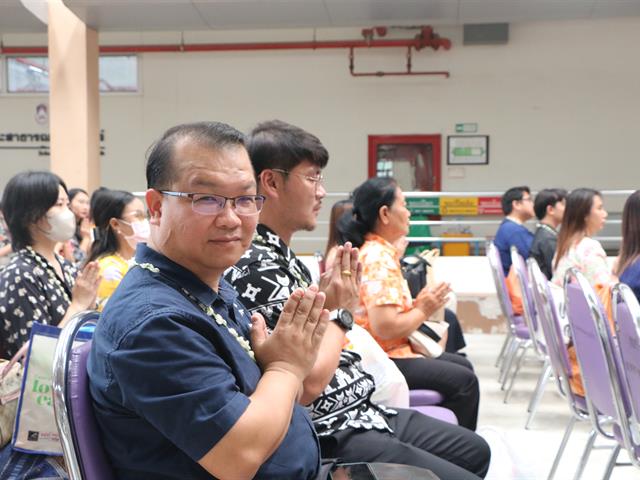 คณะสาธารณสุขศาสตร์ ดำเนินกิจกรรมสืบสานประเพณีสงกรานต์ 2567 "ป๋าเวณีปี๋ใหม่เมือง" โดยจัดให้มีกิจกรรมทำบุญตักบาตร และสรงน้ำพระ เพื่อความเป็นสิริมงคลเนื่องในวันปีใหม่ไทย
