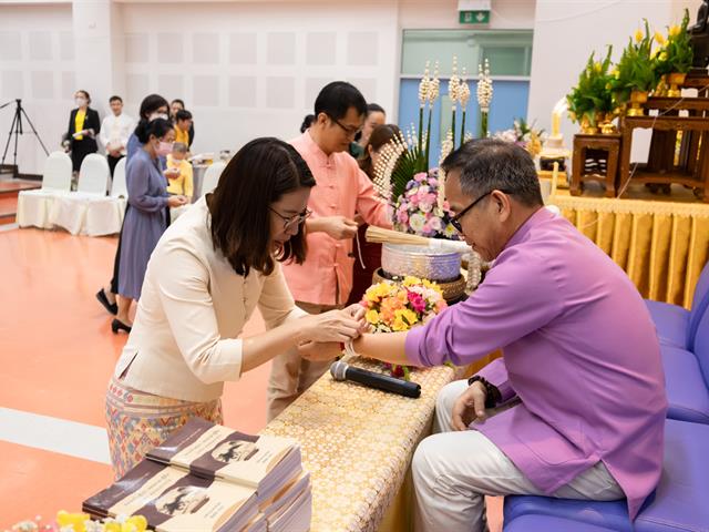 คณะศิลปศาสตร์ จัดพิธีทำบุญคณะศิลปศาสตร์ เนื่องในโอกาสแสดงมุทิตาคารวะ แด่ ดร.สิงห์คำ รักป่า อาจารย์หลักสูตรศิลปศาสตรบัณฑิต สาขาวิชาภาษาอังกฤษ