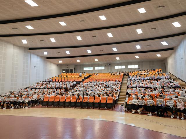 คณะศิลปศาสตร์ร่วมจัดกิจกรรม “ต้อนรับฟ้ามุ่ย ช่อที่ 14”
