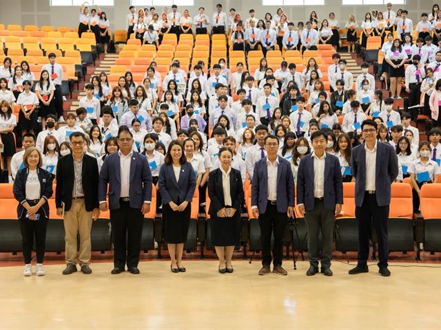 คณะศิลปศาสตร์ร่วมจัดกิจกรรม “ต้อนรับฟ้ามุ่ย ช่อที่ 14”