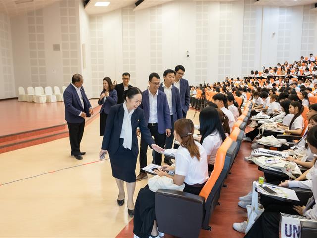 คณะศิลปศาสตร์ร่วมจัดกิจกรรม “ต้อนรับฟ้ามุ่ย ช่อที่ 14”