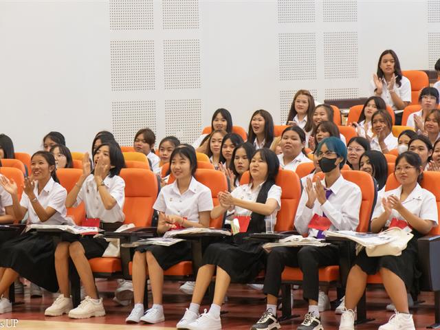 คณะศิลปศาสตร์ร่วมจัดกิจกรรม “ต้อนรับฟ้ามุ่ย ช่อที่ 14”