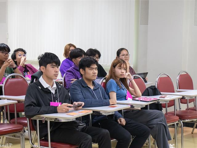 คณะศิลปศาสตร์จัดโครงการปฐมนิเทศ อบรมทักษะทางภาษาและการใช้ชีวิตในมหาวิทยาลัย
