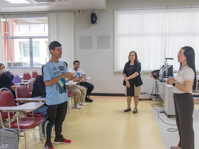 คณะศิลปศาสตร์จัดโครงการปฐมนิเทศ อบรมทักษะทางภาษาและการใช้ชีวิตในมหาวิทยาลัย