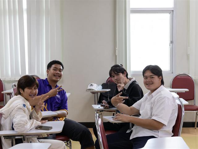 คณะศิลปศาสตร์จัดโครงการปฐมนิเทศ อบรมทักษะทางภาษาและการใช้ชีวิตในมหาวิทยาลัย