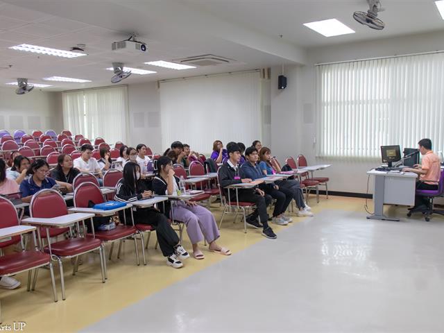 คณะศิลปศาสตร์จัดโครงการปฐมนิเทศ อบรมทักษะทางภาษาและการใช้ชีวิตในมหาวิทยาลัย