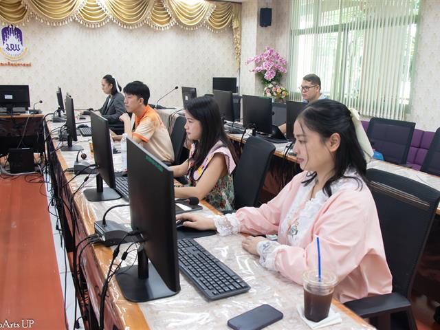 ศูนย์ภาษา คณะศิลปศาสตร์ จัดทดสอบวัดความรู้ภาษาอังกฤษ สำหรับการเปิดใช้โปรแกรมพัฒนาภาษาอังกฤษด้วยตนเอง