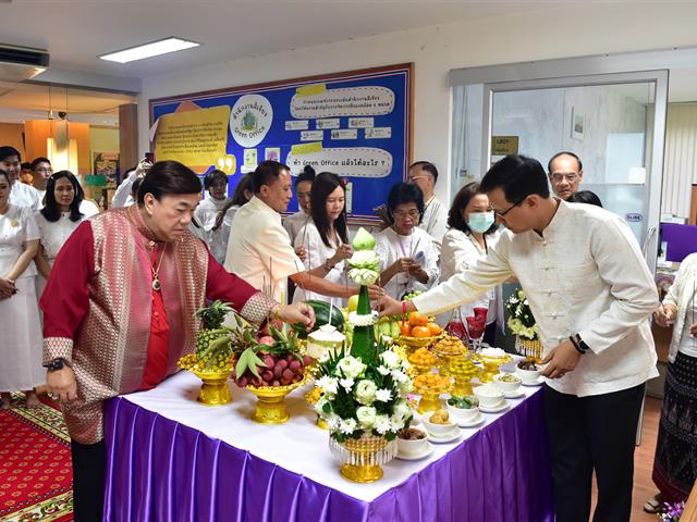 พิธีสักการะองค์สมเด็จพระนเรศวรมหาราช และพิธีทวาทศ จรดบุญ 12 วิทยาลัยการจัดการ