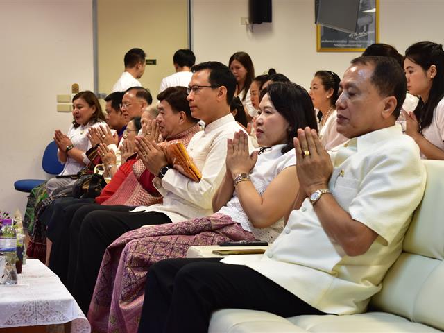 พิธีสักการะองค์สมเด็จพระนเรศวรมหาราช และพิธีทวาทศ จรดบุญ 12 วิทยาลัยการจัดการ