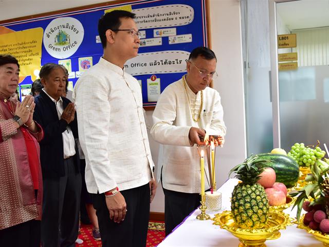 พิธีสักการะองค์สมเด็จพระนเรศวรมหาราช และพิธีทวาทศ จรดบุญ 12 วิทยาลัยการจัดการ