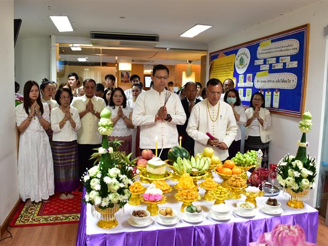 พิธีสักการะองค์สมเด็จพระนเรศวรมหาราช และพิธีทวาทศ จรดบุญ 12 วิทยาลัยการจัดการ