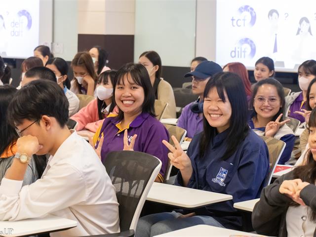 คณะศิลปศาสตร์ให้การต้อนรับผู้แทนจากสมาคมฝรั่งเศส เชียงราย (Alliance Francaise Chiang Rai)