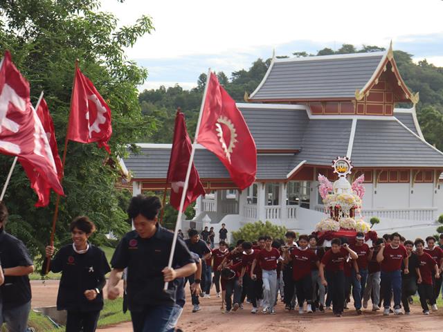 วิศวกรรมศาสตร์ มพ. พาน้องวิ่งหลอมเกียร์ 67 เสริมสร้างความสามัคคีรุ่นพี่ - รุ่นน้อง