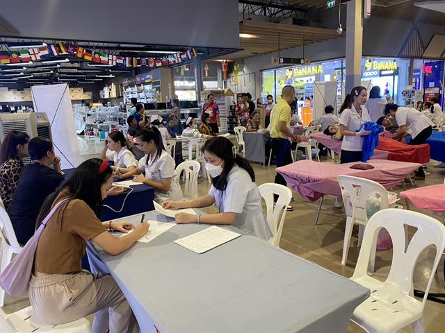 สาขาเทคนิคการแพทย์ ร่วมกับกลุ่มงานเทคนิคการแพทย์และพยาธิวิทยาคลินิก รพ.พะเยา จัดกิจกรรม “การให้บริการตรวจสุขภาพทางเทคนิคการแพทย์"