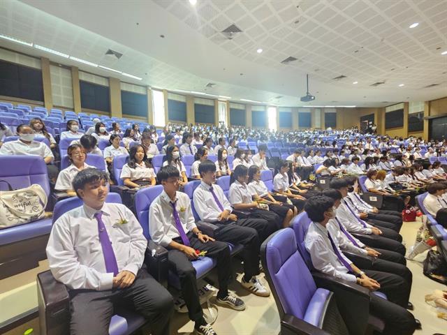 คณะสหเวชศาสตร์ มหาวิทยาลัยพะเยา จัดพิธีไหว้ครู คณะสหเวชศาสตร์ ประจำปีการศึกษา 2567 