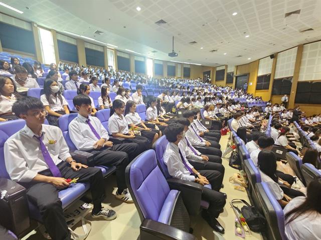 คณะสหเวชศาสตร์ มหาวิทยาลัยพะเยา จัดพิธีไหว้ครู คณะสหเวชศาสตร์ ประจำปีการศึกษา 2567 