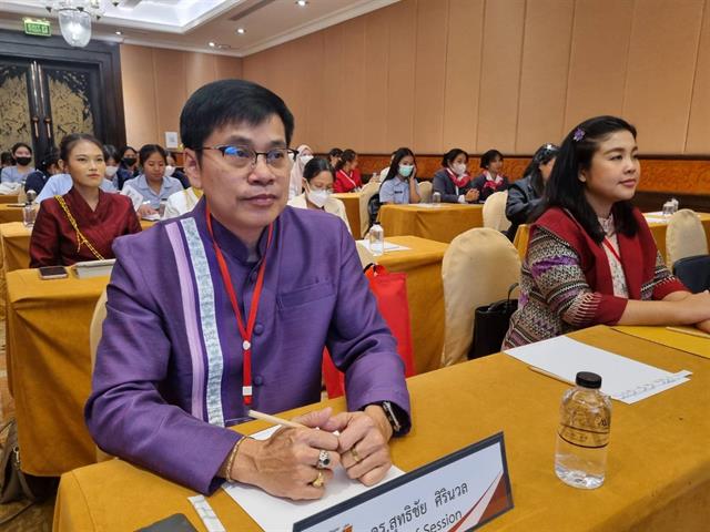 นิสิตหลักสูตรสาธารณสุขศาสตรบัณฑิต สาขาวิชาอนามัยชุมชน คณะสาธารณสุขศาสตร์เข้าร่วมนำเสนอผลงานวิจัย