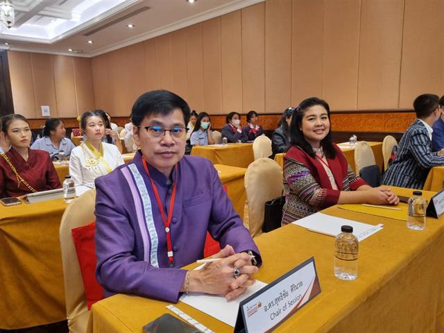 นิสิตหลักสูตรสาธารณสุขศาสตรบัณฑิต สาขาวิชาอนามัยชุมชน คณะสาธารณสุขศาสตร์เข้าร่วมนำเสนอผลงานวิจัย