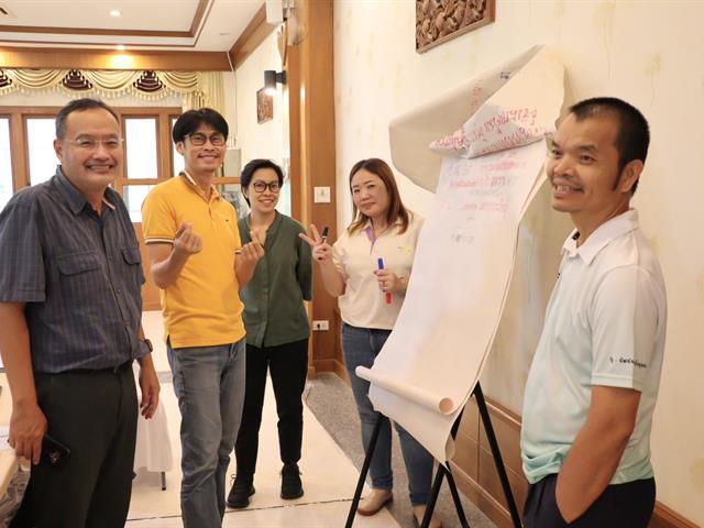 คณะรัฐศาสตร์และสังคมศาสตร์ 