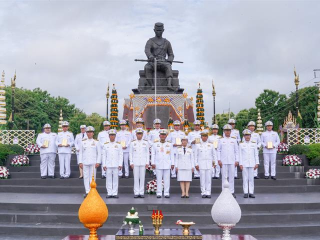 คณะรัฐศาสตร์และสังคมศาสตร์ 