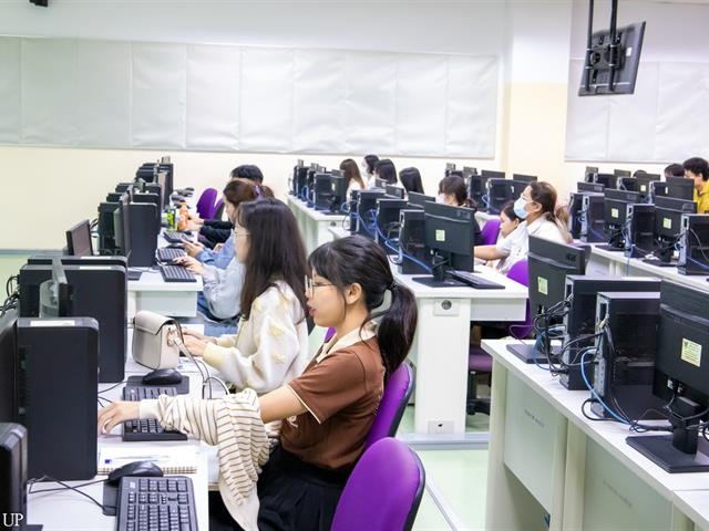 หน่วยกิจการนิสิต คณะศิลปศาสตร์ จัดโครงการสร้างเสริมคุณลักษณะตามสมรรถนะในศตวรรษที่ 21