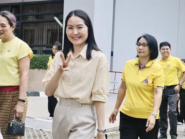 คณะรัฐศาสตร์และสังคมศาสตร์ 