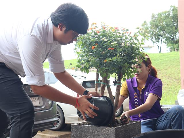 ‘วิศวะ’ เพิ่มพื้นที่สีเขียวปรับปรุงภูมิทัศน์รับหน้าฝน