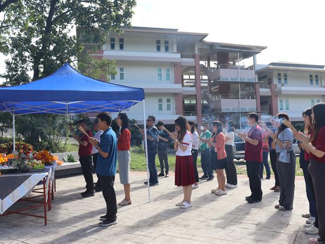 วิศวกรรมศาสตร์ ร่วมกันจัดพิธีสักการะบูชา “พระวิษณุกรรม”