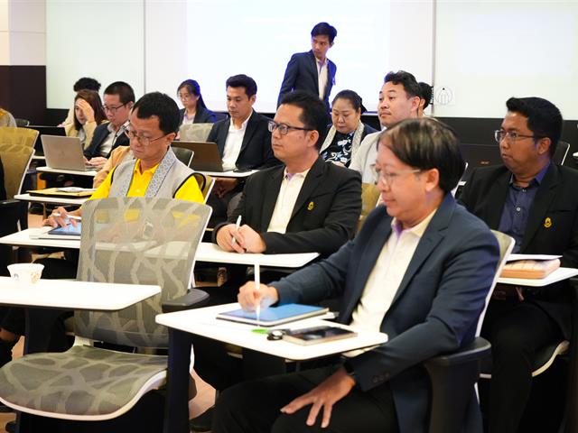 The University of Phayao recently held a meeting to discuss the establishment of a University Holding Company.