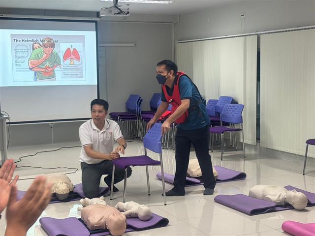 มหาวิทยาลัยพะเยา คณะวิทยาศาสตร์ จัดอบรมการช่วยชีวิตขั้นพื้นฐาน (CPR)  และการใช้เครื่องกระตุกหัวใจอัตโนมัติ (AED)