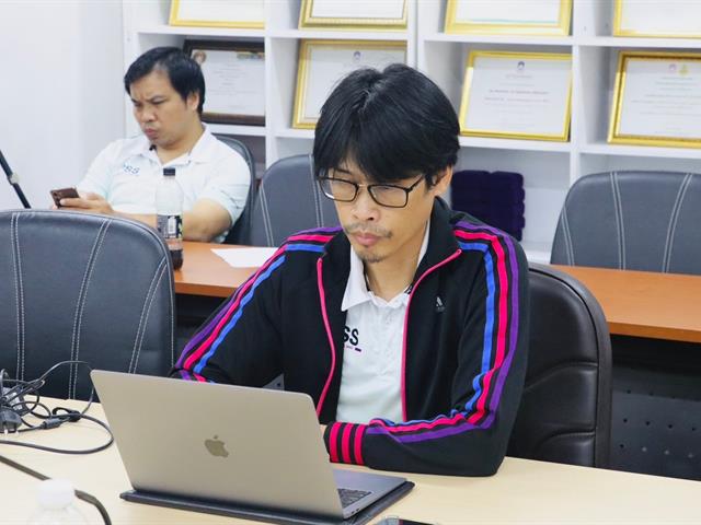 คณะรัฐศาสตร์และสังคมศาสตร์ 