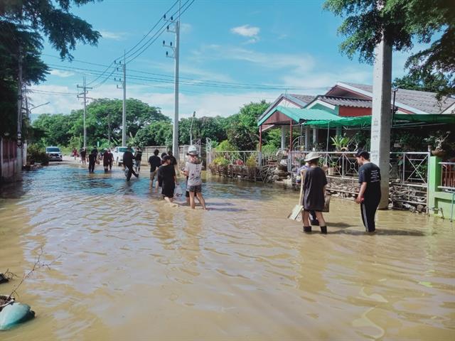 วิศวกรรมโยธา ลงพื้นที่ฟื้นฟูหลังน้ำลด เสริมสร้างองค์ความรู้เรื่องอุทกวิทยา