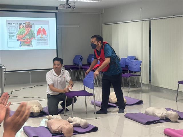 The University of Phayao’s School of science is hosting a training session on Cardiopulmonary Resuscitation (CPR) and the use of Automated External Defibrillators (AED).